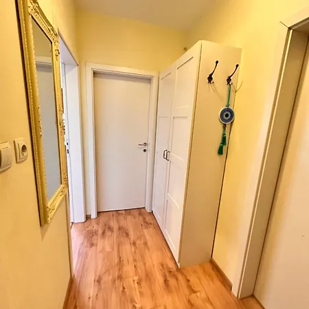 Apartment Cite Jardin