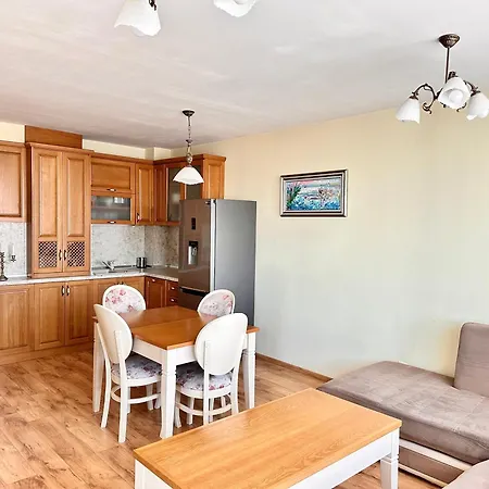 Cite Jardin Apartment *