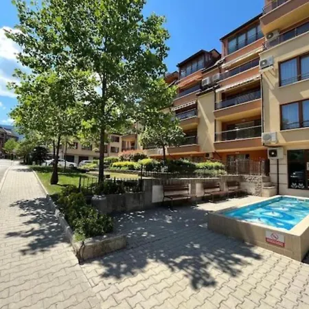 Апартаменты Cite Jardin